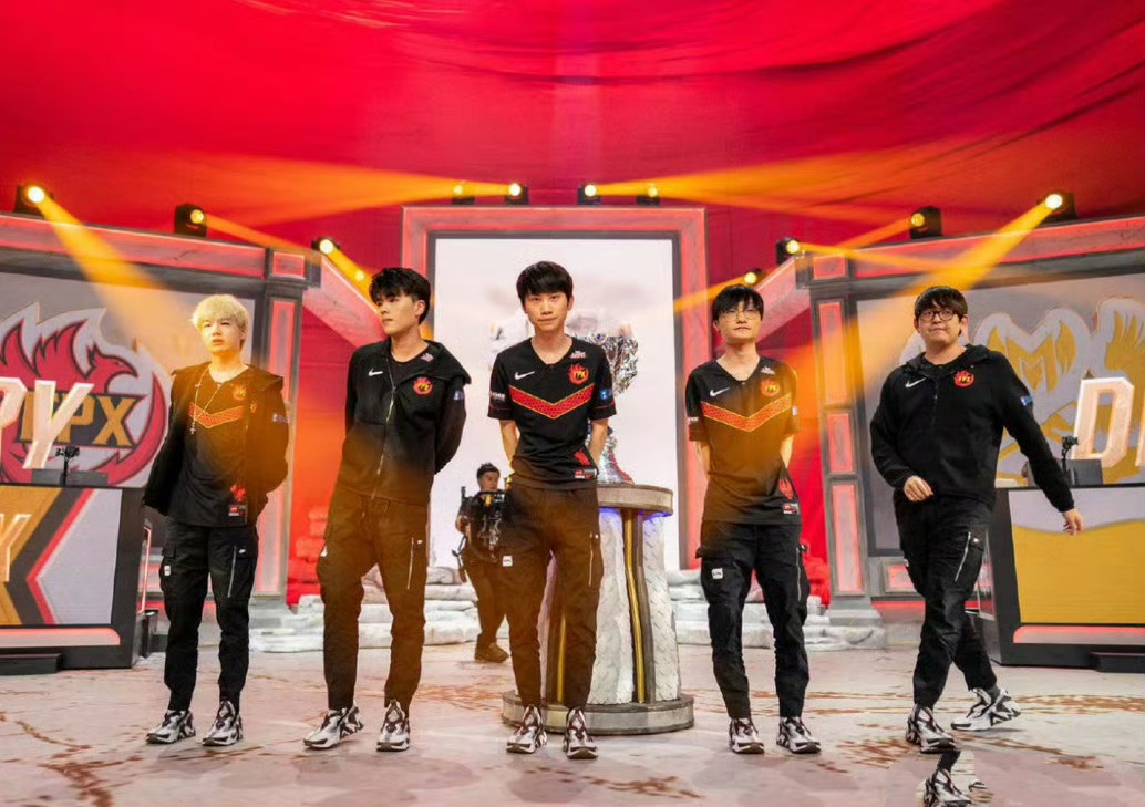 FPX鏖战GEN,Doinb拿下关键大龙顶尖较量全球总决赛,技惊四座的简单介绍 FPX鏖战GEN,Doinb拿下关键大龙顶尖较量全球总决赛,技惊四座的简单介绍