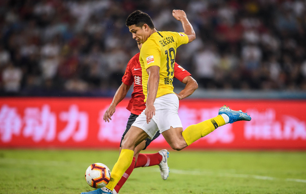 关于毕尔巴鄂重任新外援，稳固后防线的信息