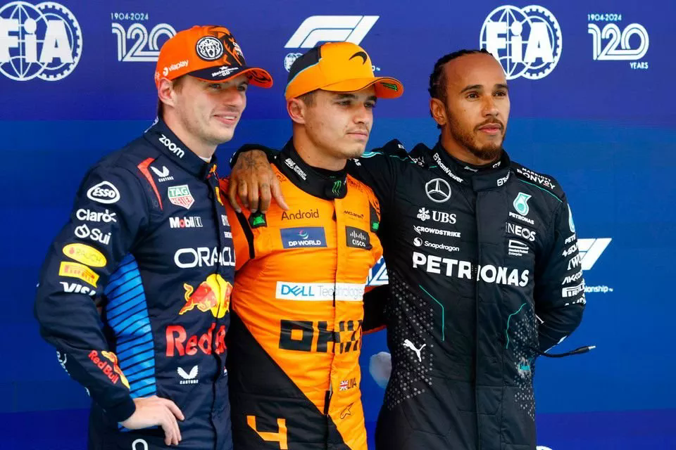 PG电子游戏-包含法拉利完胜梅赛德斯，诺里斯统治全场的词条