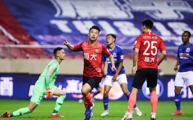 恒大客场不敌国安,积分榜领先优势逐渐缩小的简单介绍 恒大客场不敌国安,积分榜领先优势逐渐缩小的简单介绍