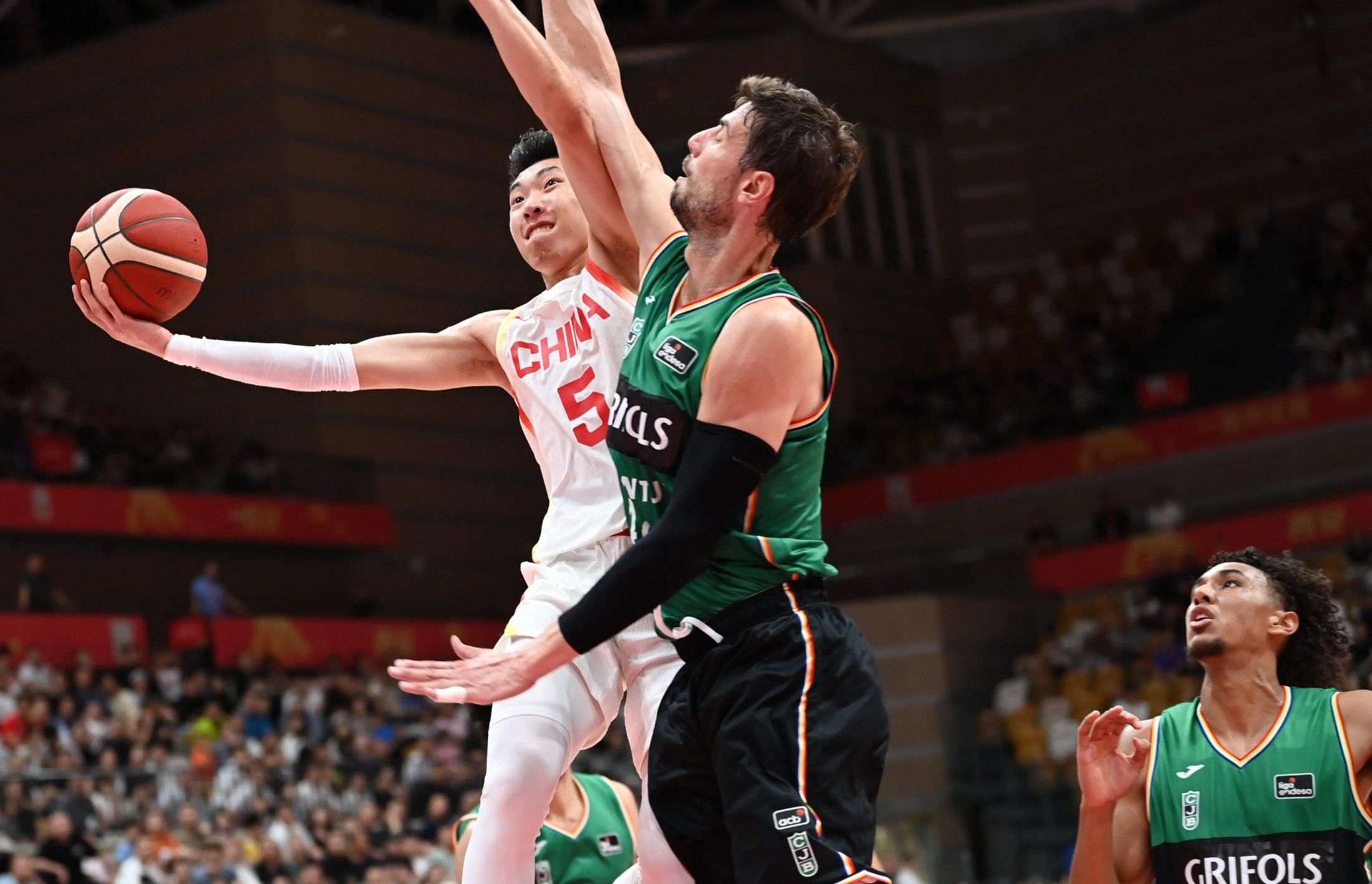 山东队绝杀北京队，福克斯关键制胜