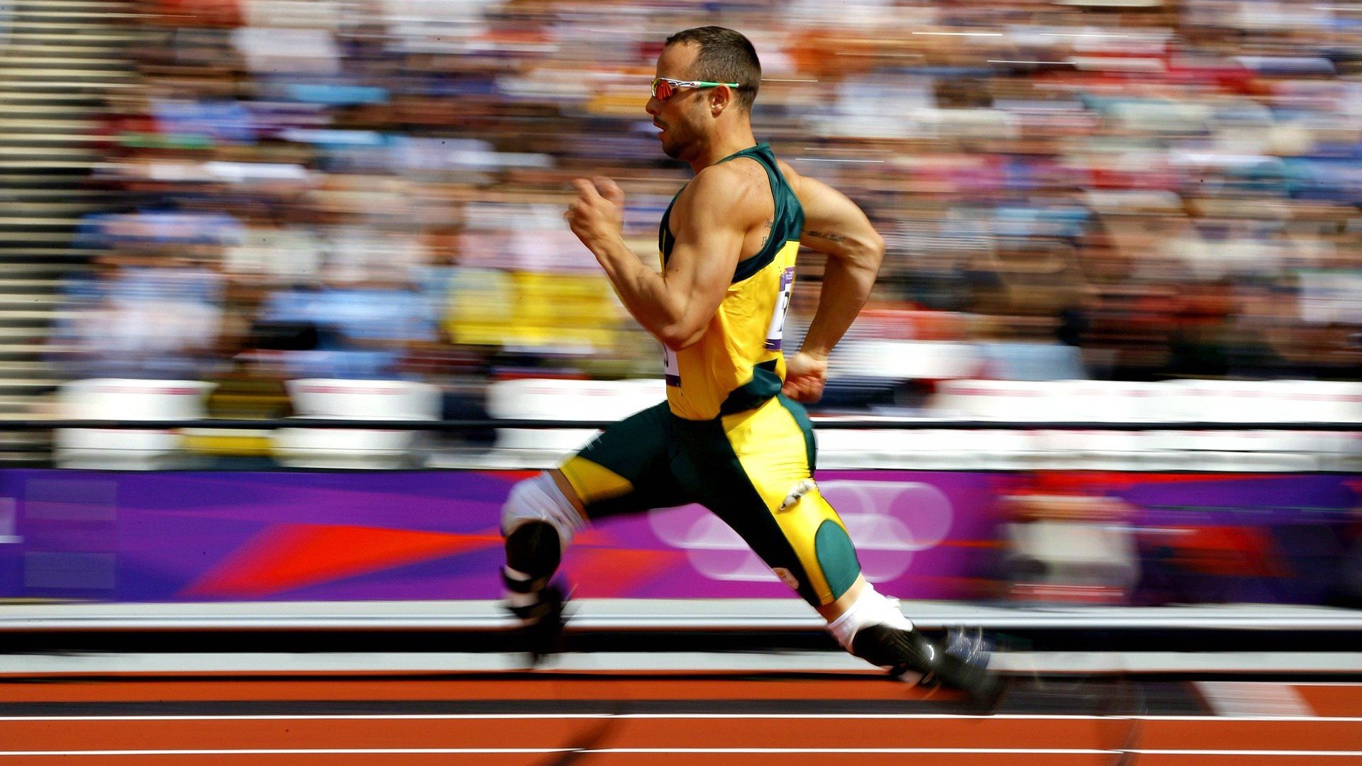 乌克兰强势拿下加拿大，足球场上的关键先生阿坎吉